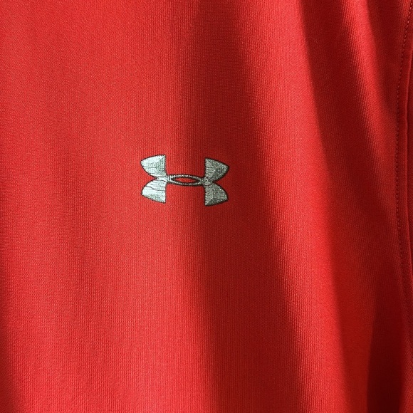 Men’s Small Red Under Armour Short Sleeve Shirt - Picture 2 of 4